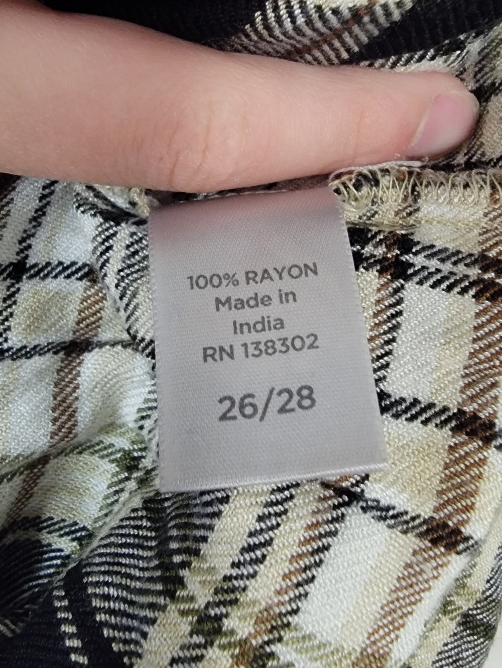Avenue Black & White Plaid Button-Down Shirt Size 26/28 - Picture 3 of 5